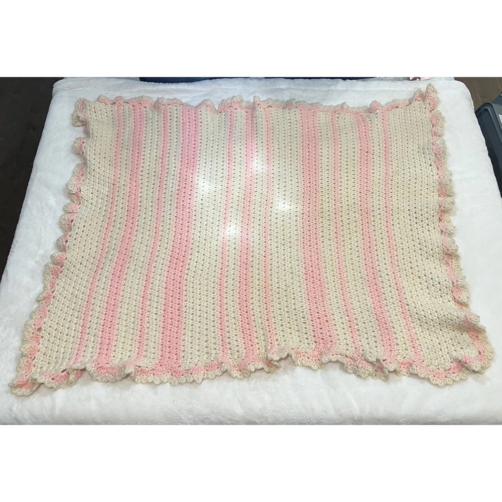 Handmade Crochet Knit Baby Lap Blanket Ivory Pink Cottagecore Granny 41x34‎ - Picture 2 of 6